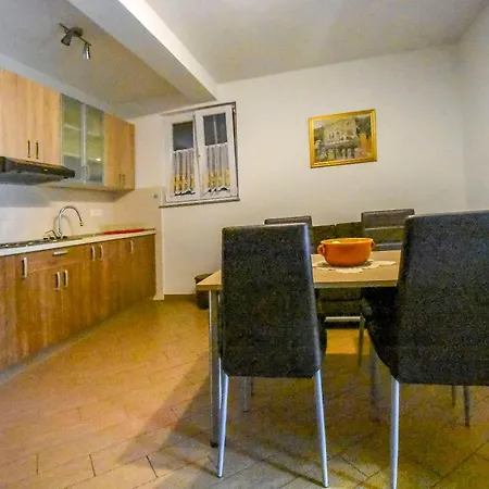 Ornella Apartman *