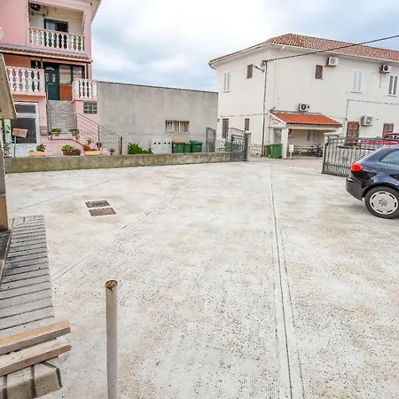 Ornella Apartment